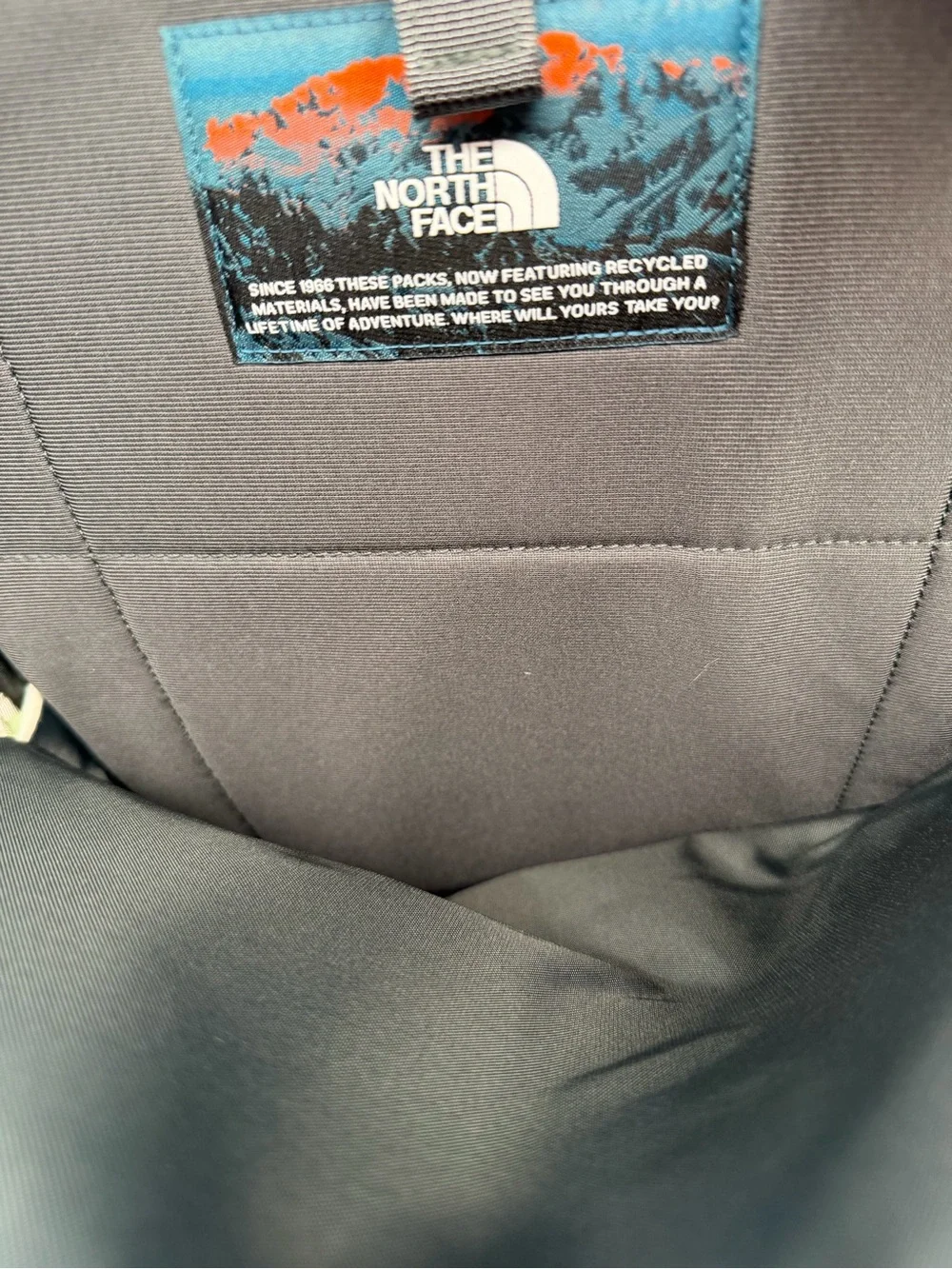 NWT North Face Borealis backpack 28 L - Gravel/TNF Black